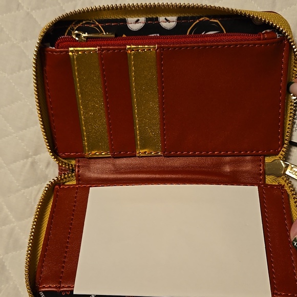 Loungefly Wallet - Picture 3 of 3